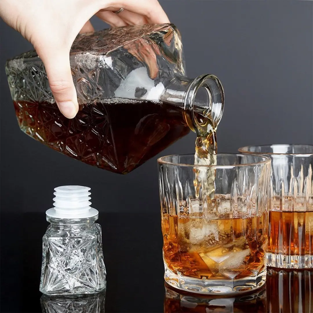 Excellent Houseware Glazen Whisky Karaf 830ml - Vierkant - afbeelding 3 van 6