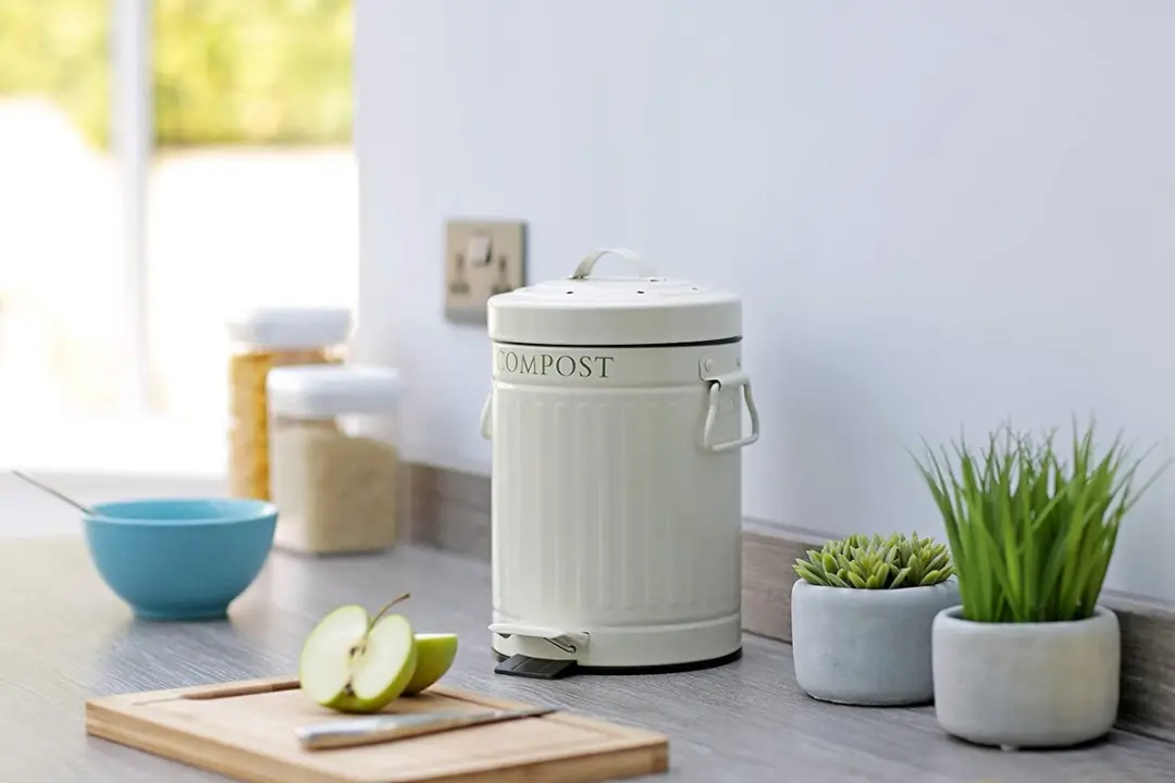 KitchenCraft Compostbakje 3L - Pedaal wit