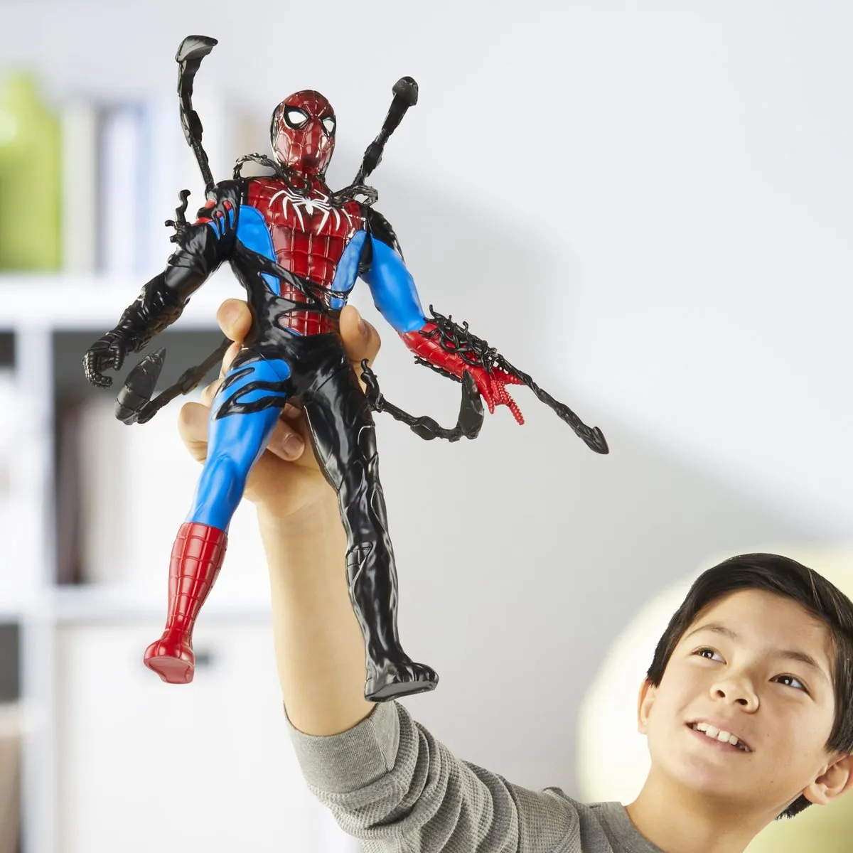 Hasbro Spider-Man Liquid Shifter Venomize Actiefiguur 27cm - Multicolor