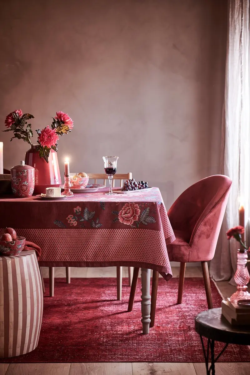 Pip Studio Flower Festival Tafelkleed Donkerroze - 150x250cm