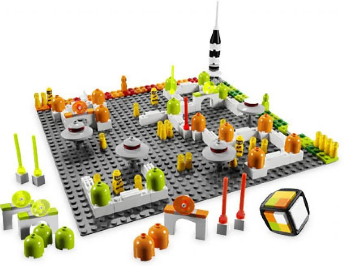 LEGO Lunar Command 3842 - 2 Spelers
