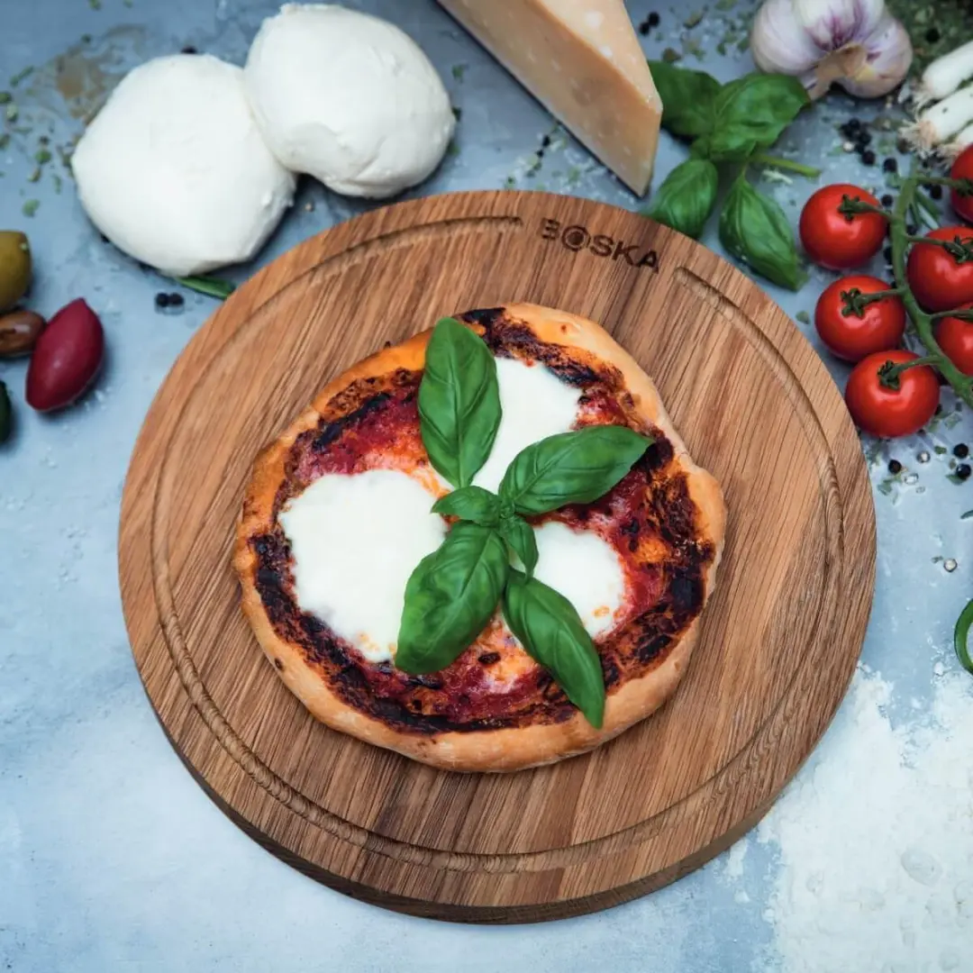 Boska Pizzaplank Friends M - Eikenhout Ø 29cm