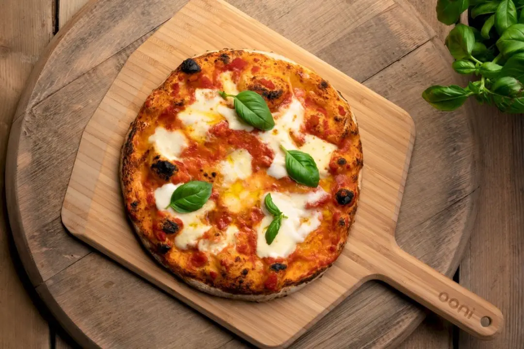 Ooni Pizzaschep Bamboe 30cm