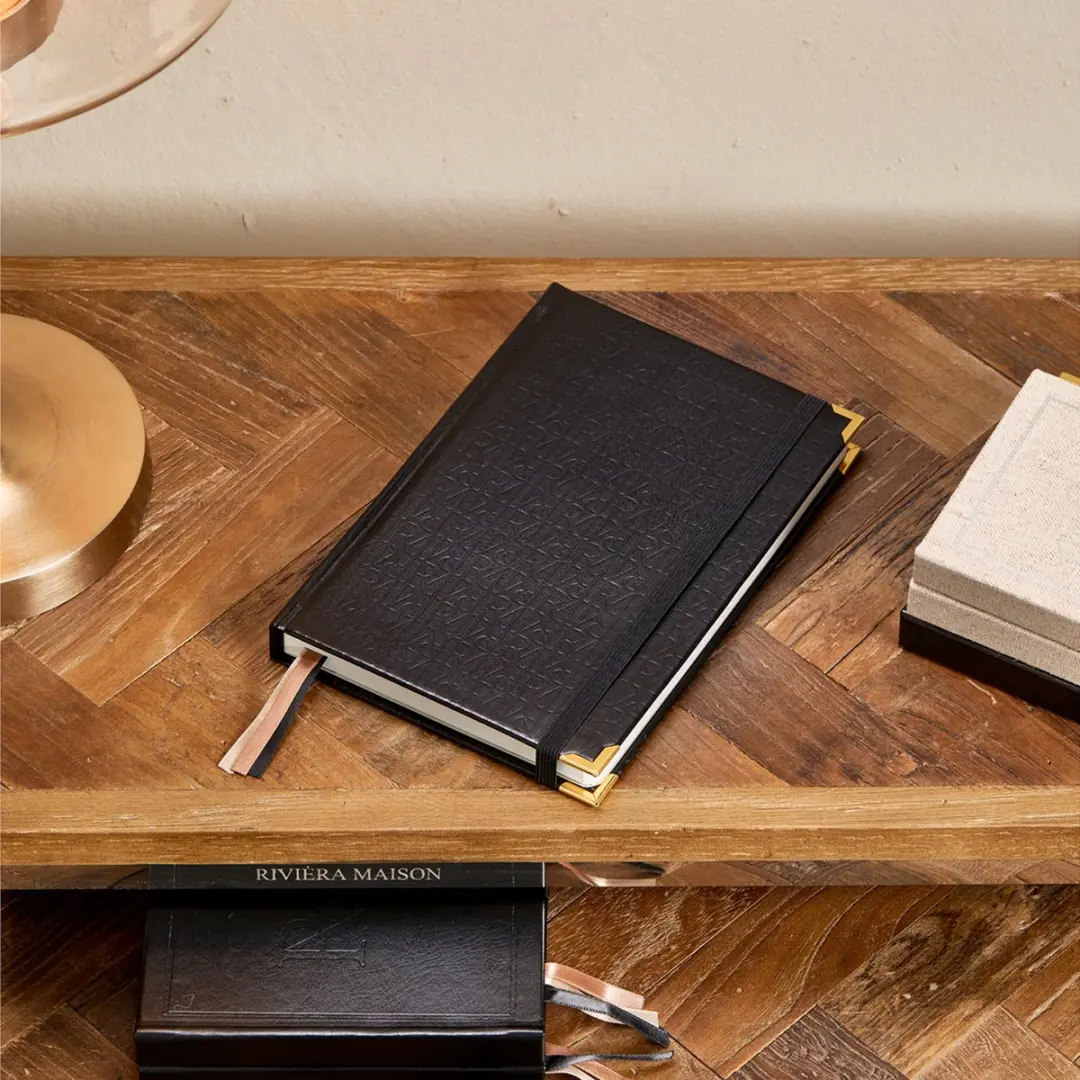 Riviera Maison Monogram Moments A5 Notebook - Zwart