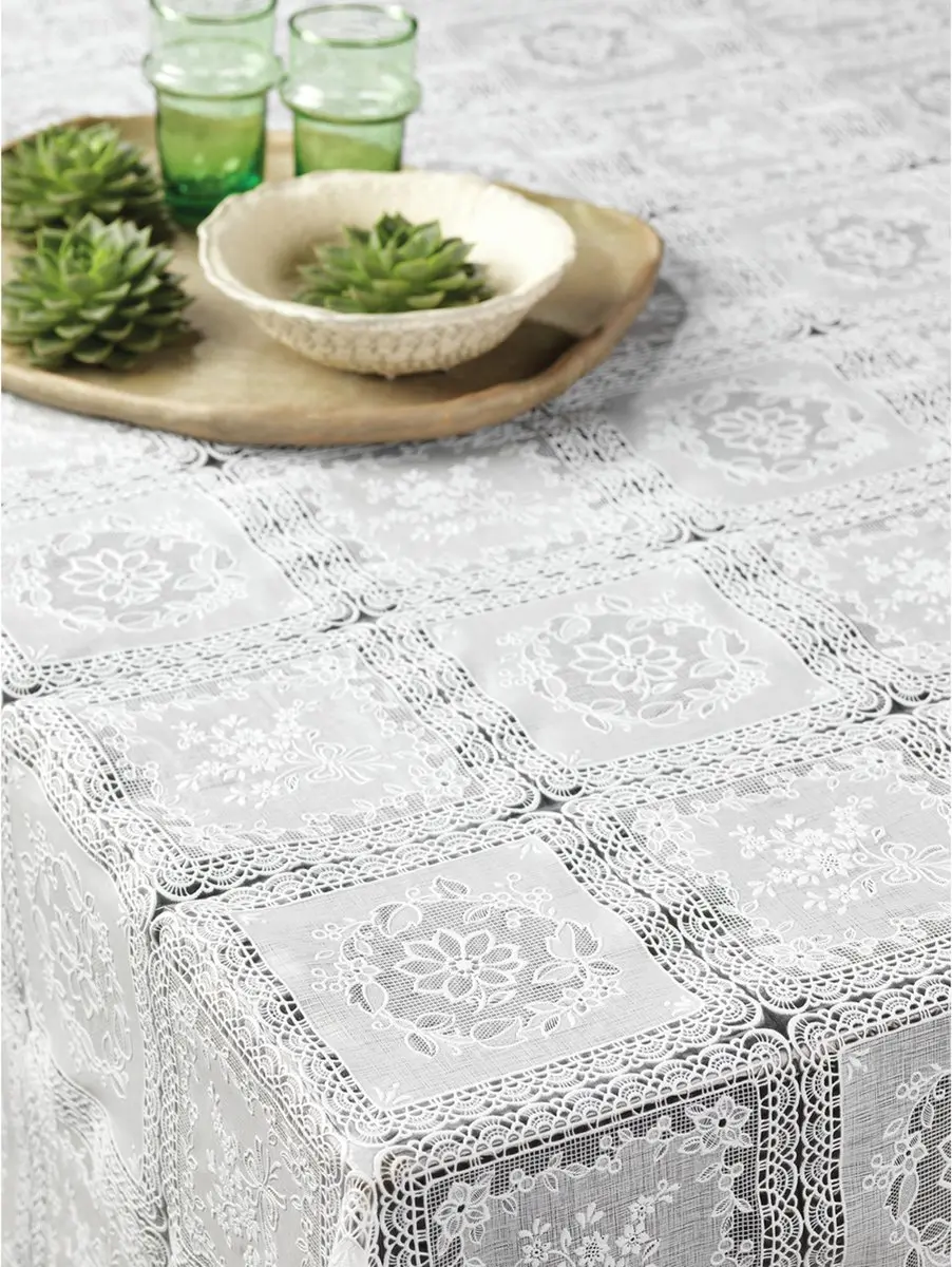 Bellatio Design Tafelkleed - kant patroon - wit - 140 x 300 cm
