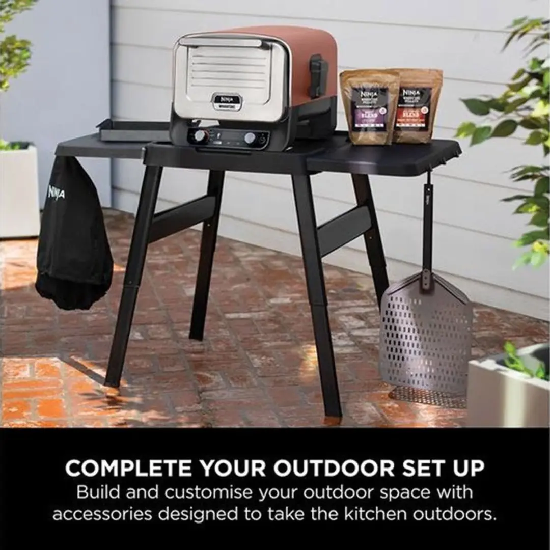 Ninja Woodfire Outdoor Barbecuehoes - Zwart