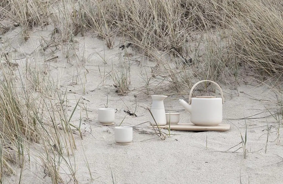 Stelton Theo Mok met onderzetter - zand