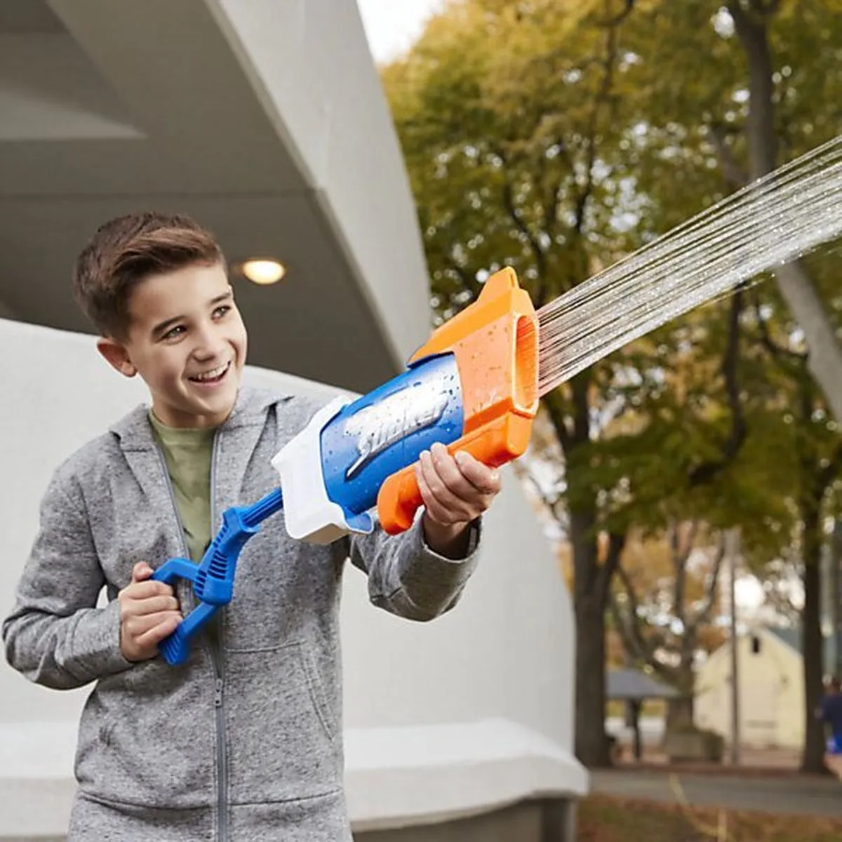 Nerf Super Soaker Rainstorm – Blauw of Rood – Waterblaster (650 ml) – 2 Stuks