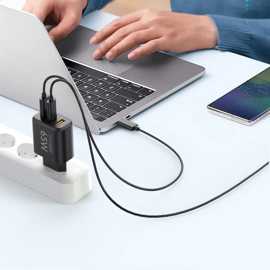 MOJOGEAR CHARGE+ MG-C01 Oplader 65W - 3x USB - Zwart