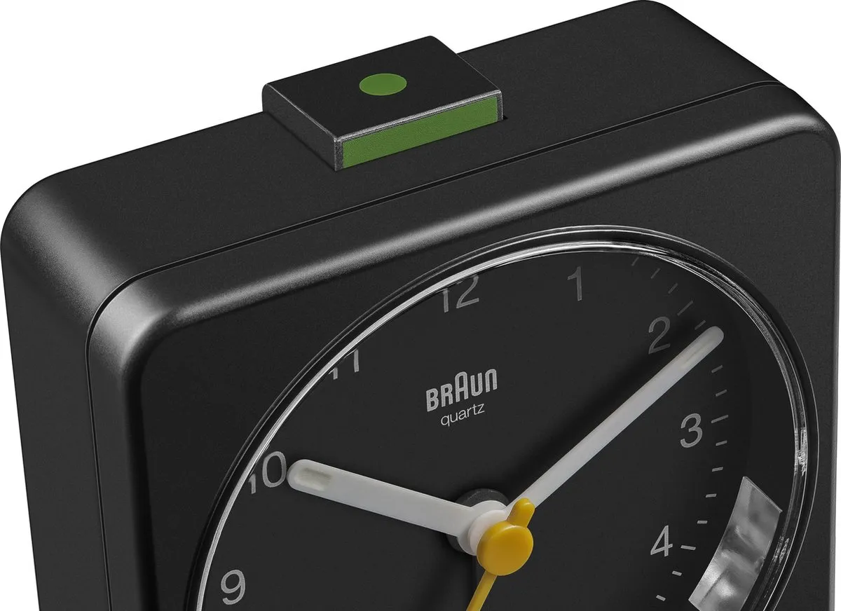 Braun BC03B Wekker - Analoog - 5,7 cm - Zwart