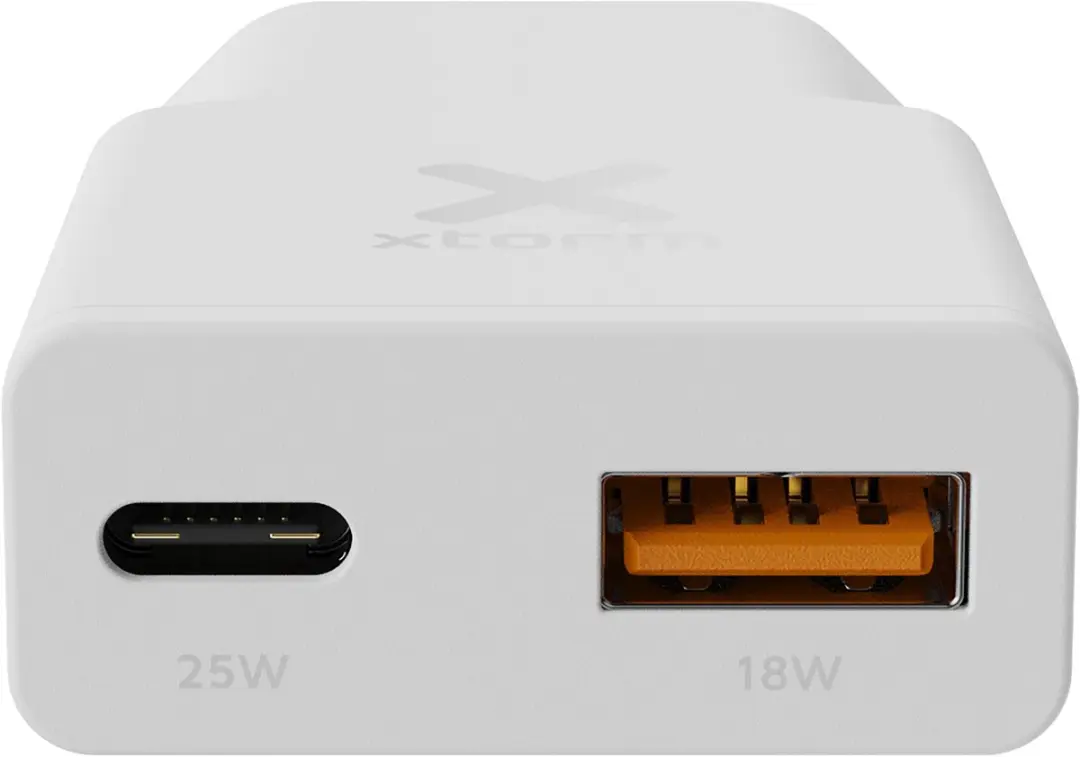 Xtorm Go2 Slimline XG2SL025 USB-C Adapter 25W - Wit