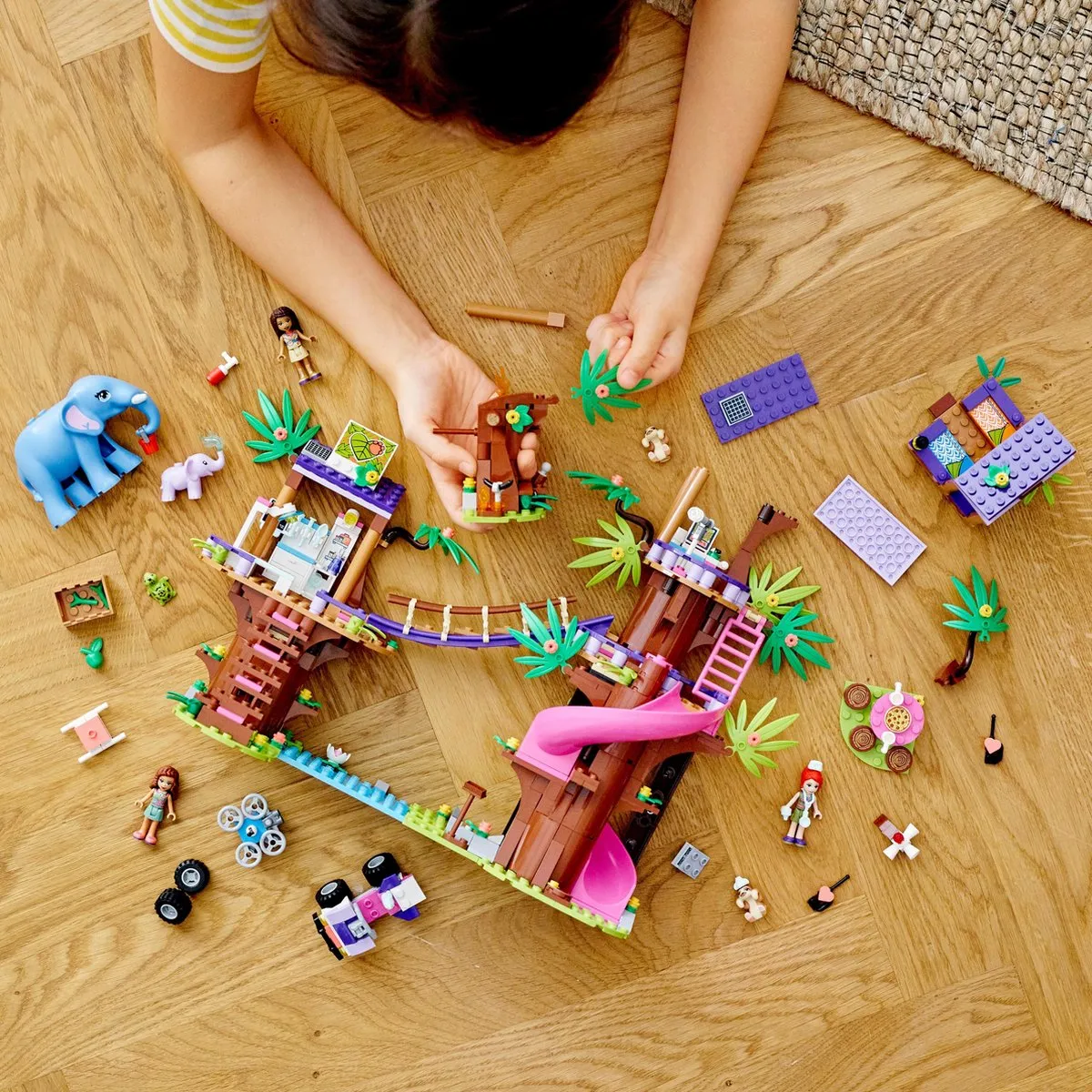 LEGO Friends Jungle Reddingsbasis 41424 - 3 Minifiguren