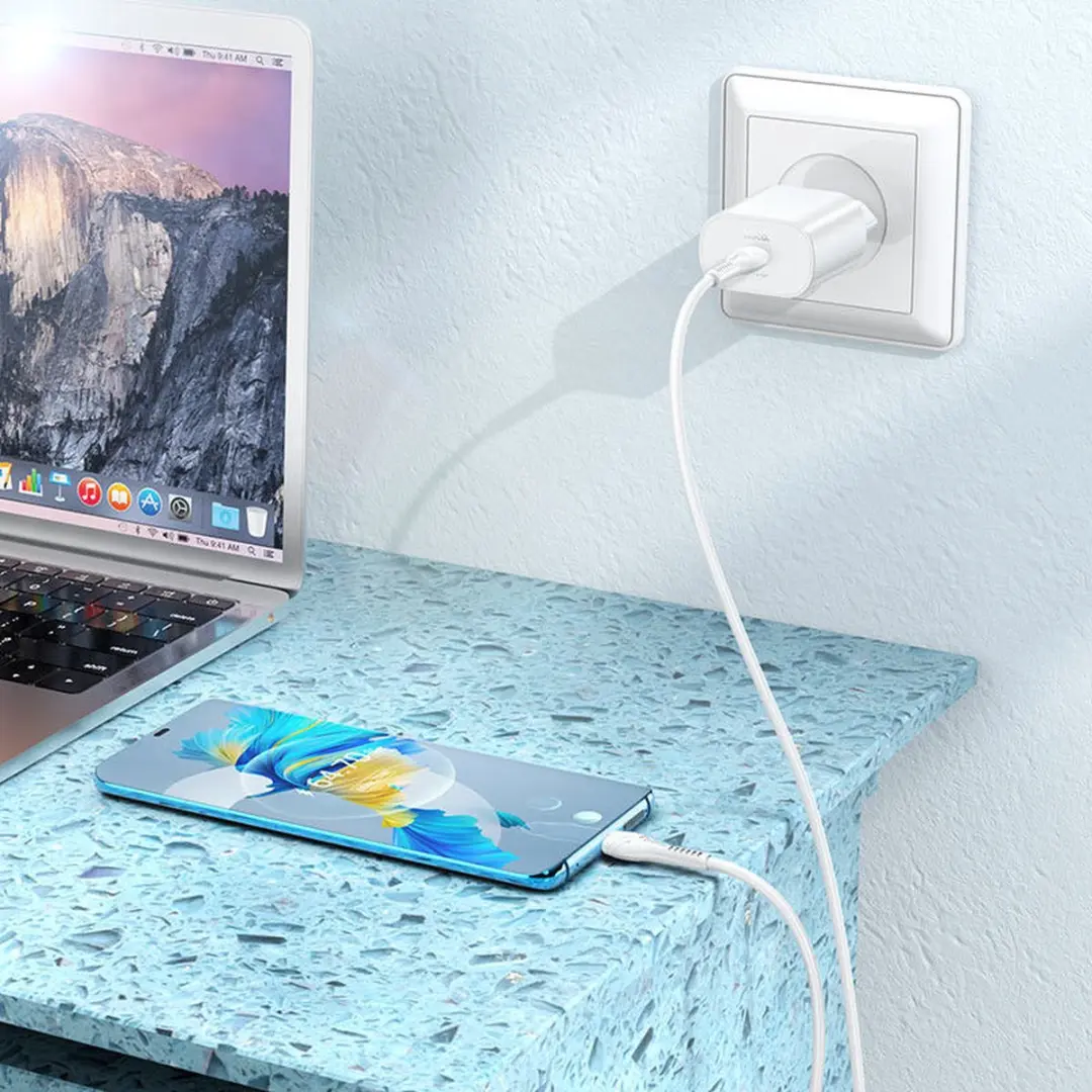Hoco USB-C Snellader 25W Power Delivery - Wit