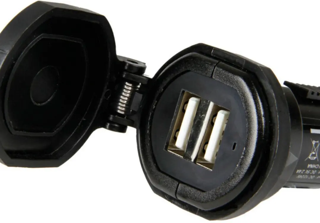 Lampa DIN-Oplader USB 2700mA 15W - 2x USB - 12/32V