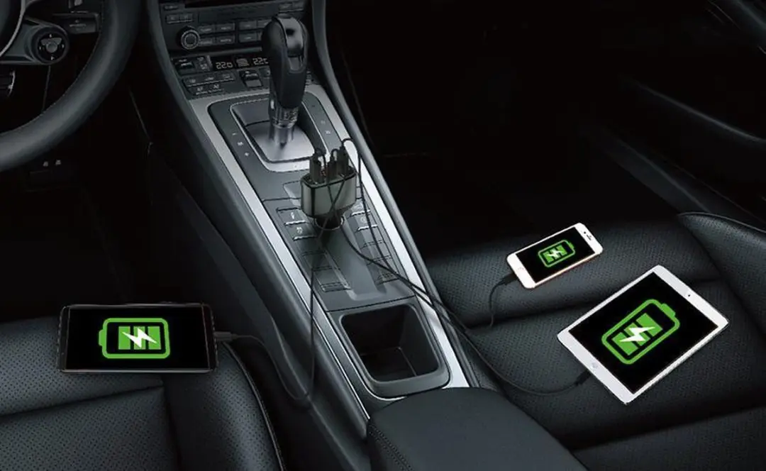 Caliber Autolader PS54 - 32W - 2x USB + USB-C - Zwart