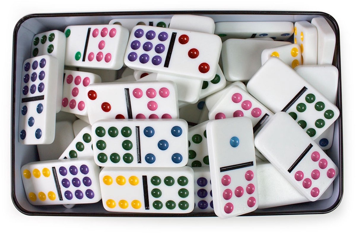 Tactic Domino Double Nine – Bordspel – Luxe Tin – Uitgebreid Dominospel met Gekleurde Stenen – Vanaf 7 Jaar – 2 of Meer Spelers
