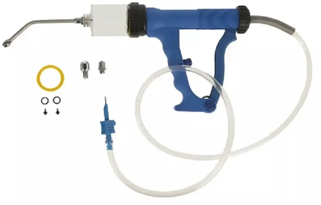 Kerbl Drench Kunststof met Aanzuigslang 50ml