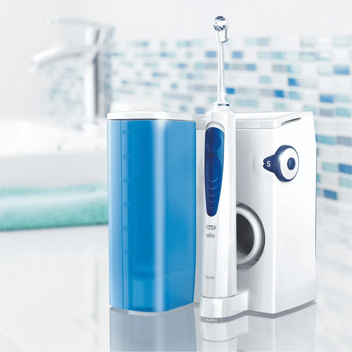Oral-B OxyJet Waterflosser 80272556 - 5 standen - Blauw/Wit