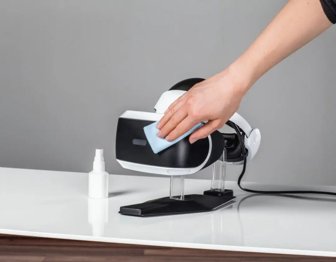 Hama VR-Brillen Reinigingsset - 50ml + 9 Doeken - afbeelding 2 van 2