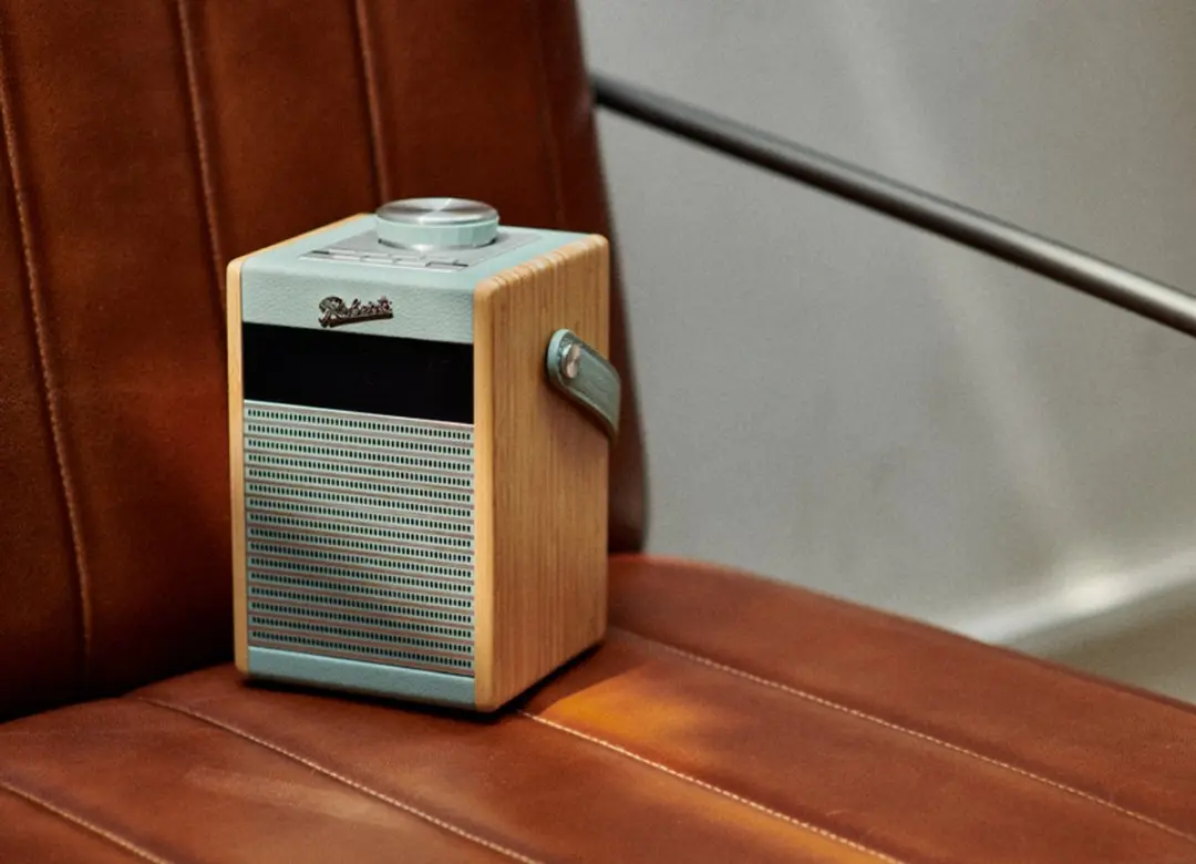 Roberts Rambler Midi Radio DAB+/FM/BT - Lichtblauw