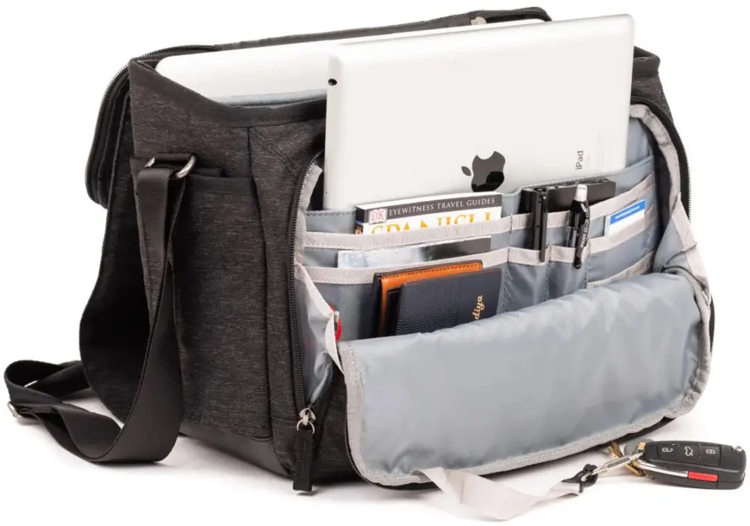 Think Tank Vision 13 Graphite