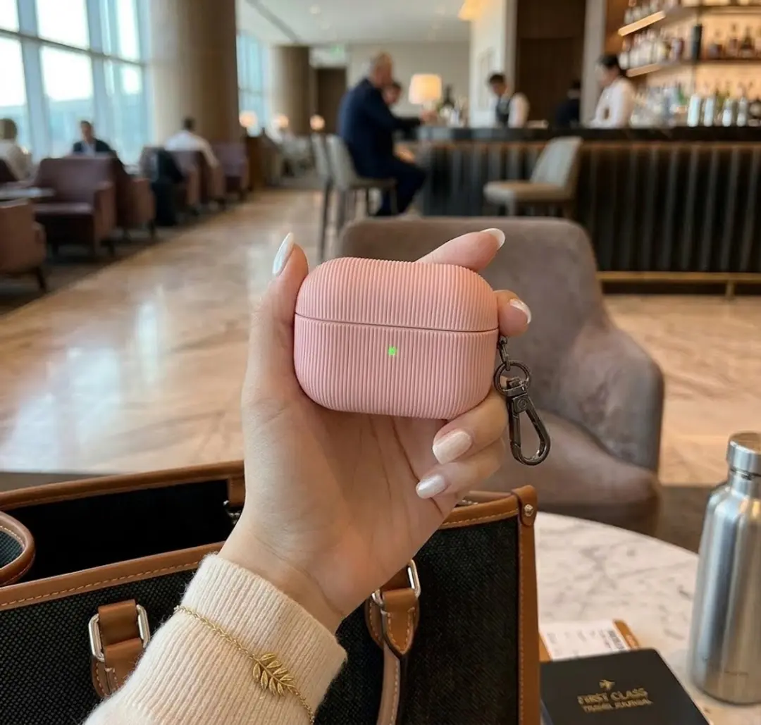 NUVEX Vertical Stripe Hoesje AirPods Pro 2 - Roze