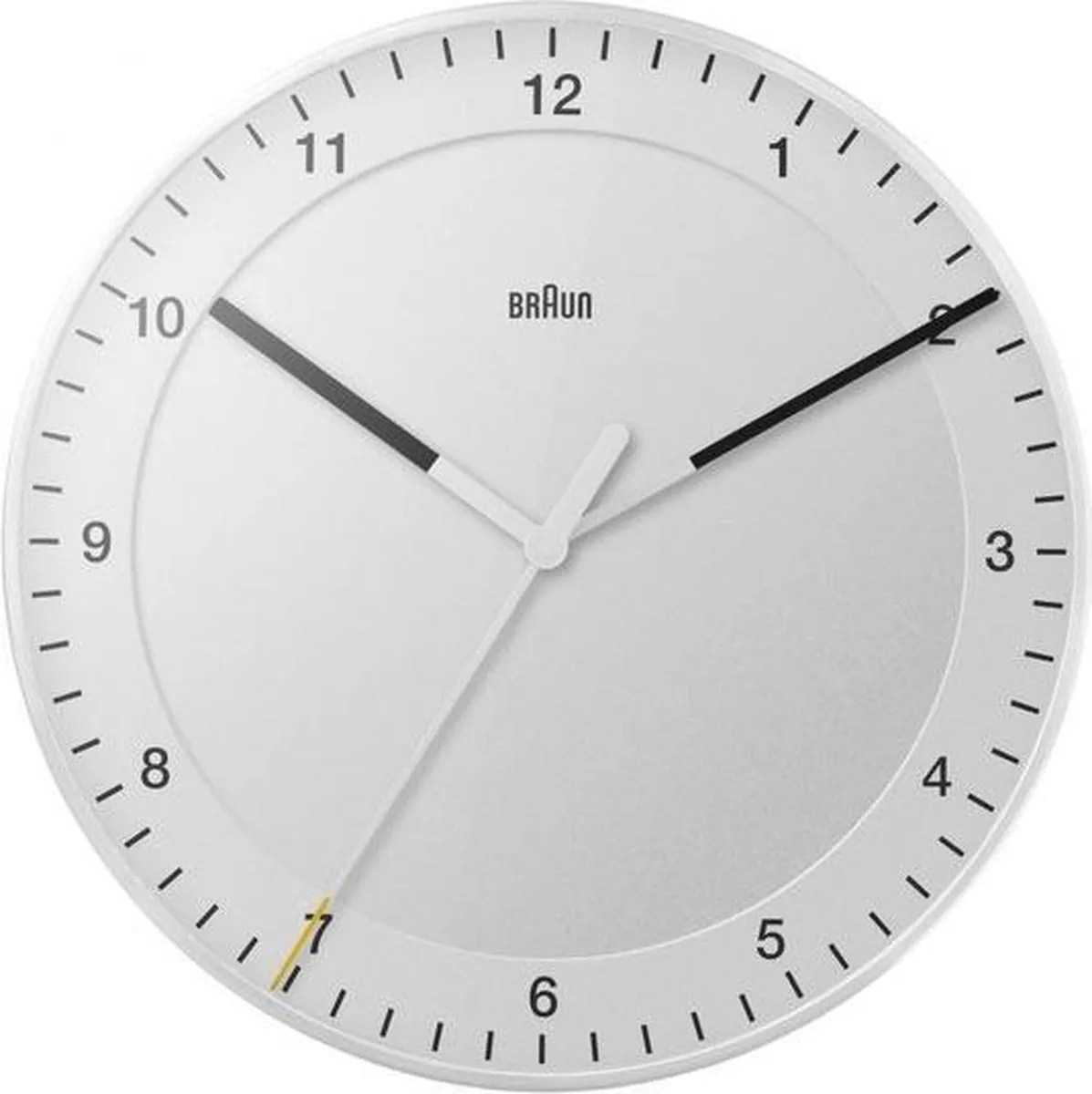 Braun BC17W Wandklok
