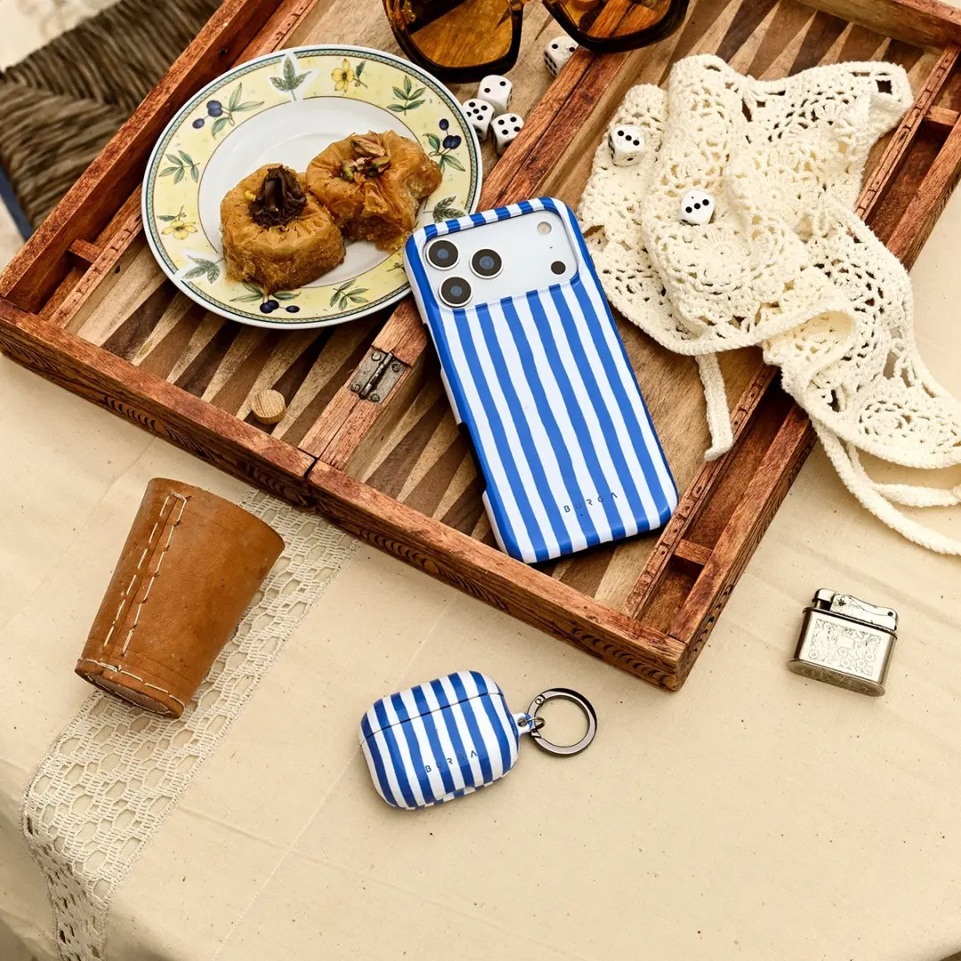 Burga Hardcase voor de Apple AirPods Pro 3 - Kafenio