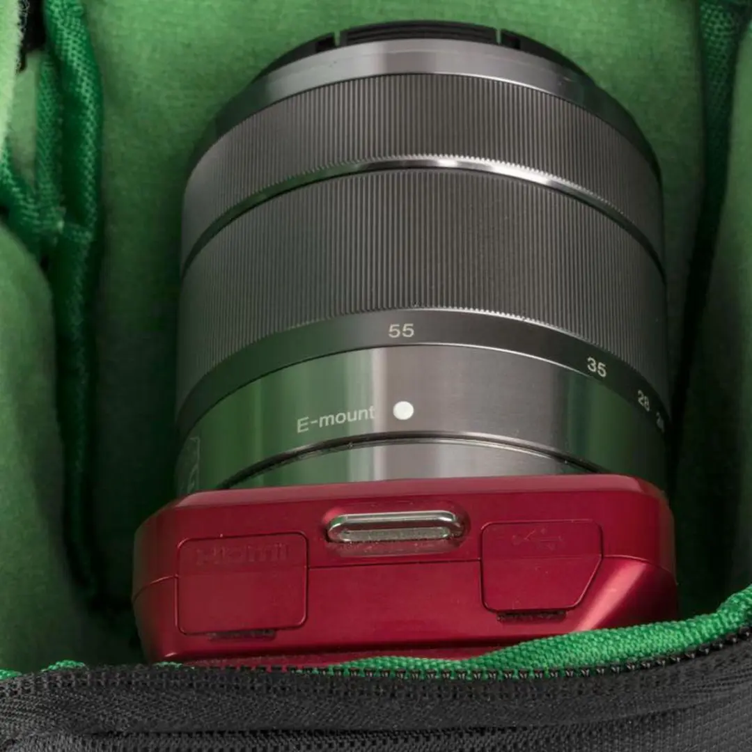 Riva 7412 Schoudertas voor Systeemcamera - Zwart - afbeelding 2 van 6