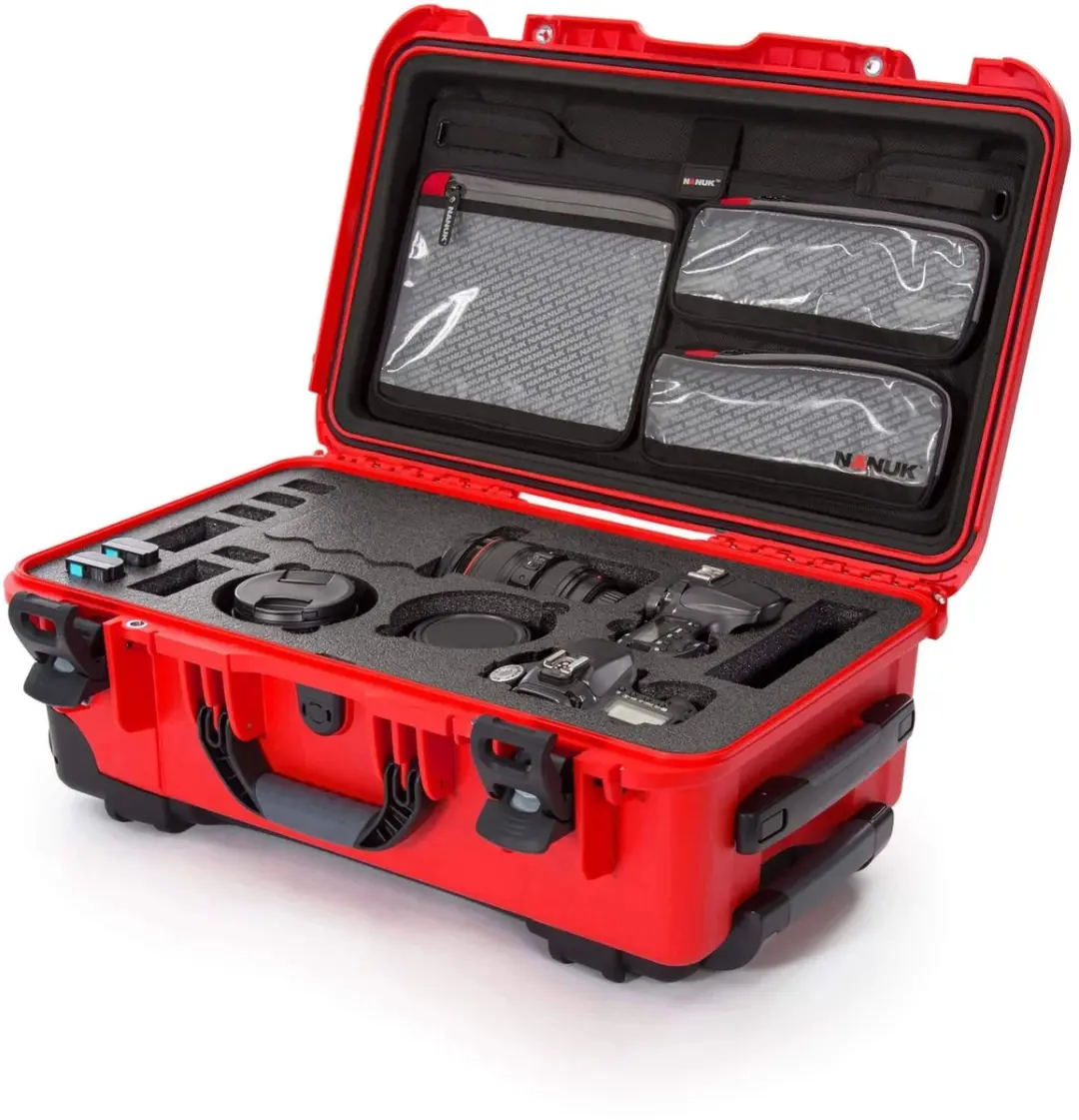 Nanuk 935 Koffer - Waterdicht - 28.7x19.1x52.1cm - 4 Lenzen - Rood