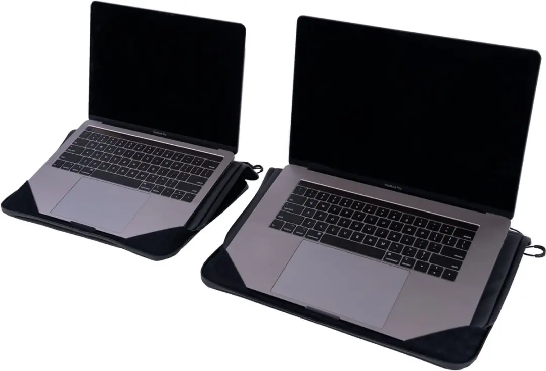 Wandrd Laptophoes 16" Zwart - 500