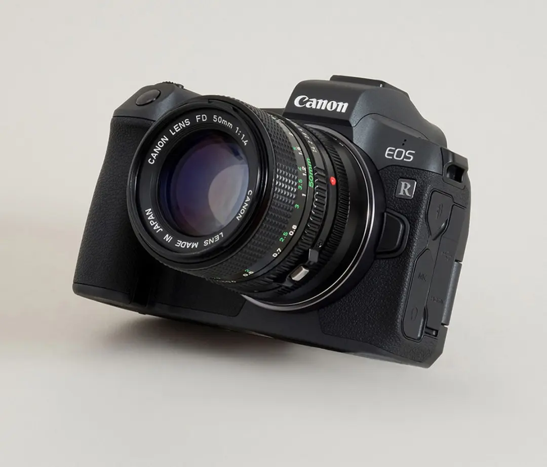 Urth D239701 Lens Mount Adapter - Canon FD naar RF - Zwart