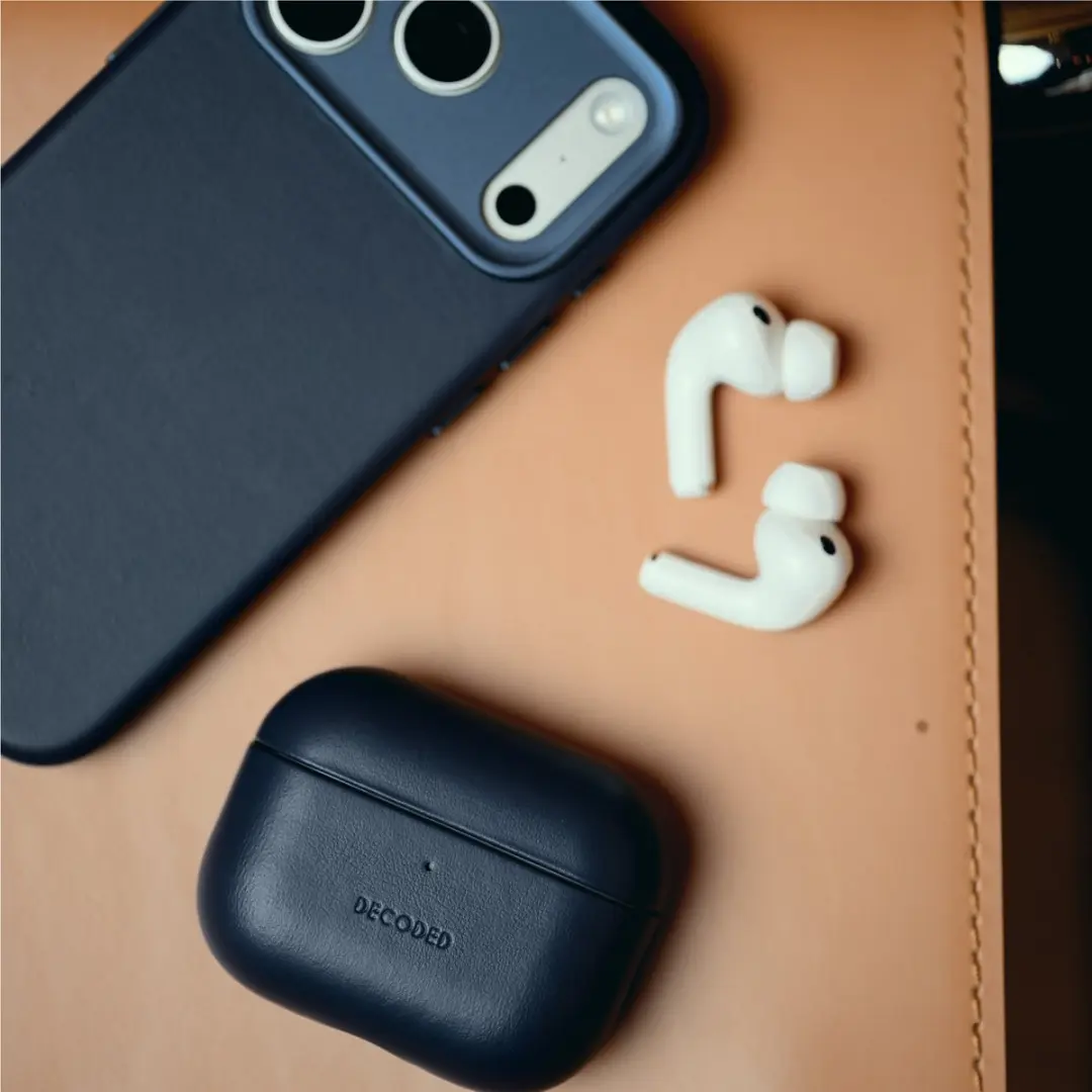 Decoded Hoesje AirPods Pro 3 - Premium Ecco-leer - Blauw