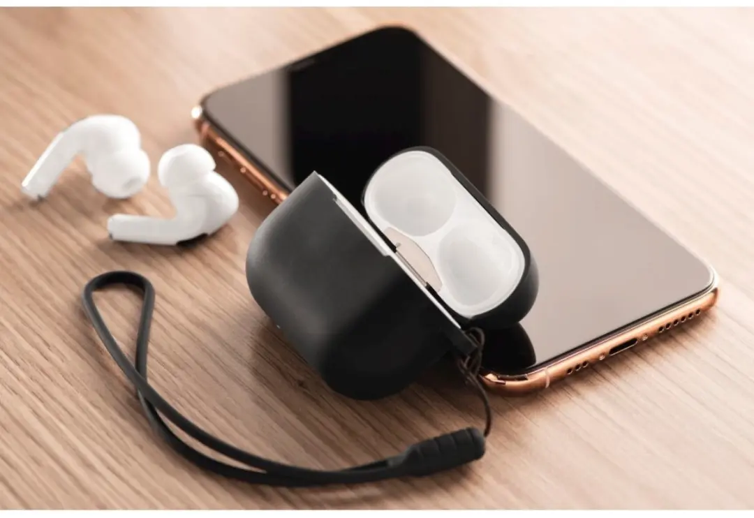 Hama Beschermhoes Apple AirPods Pro 122064 - Zwart