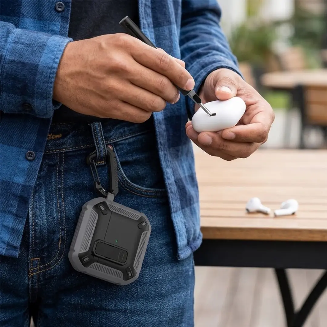 NUVEX AirPods Pro 2 Hoesje Grijs - Carbon Look - met Karabijnhaak & Schoonmaakset