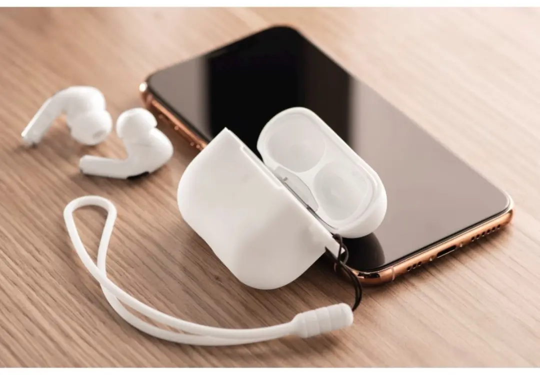 Hama Beschermhoes voor Apple Airpods Pro, wit
