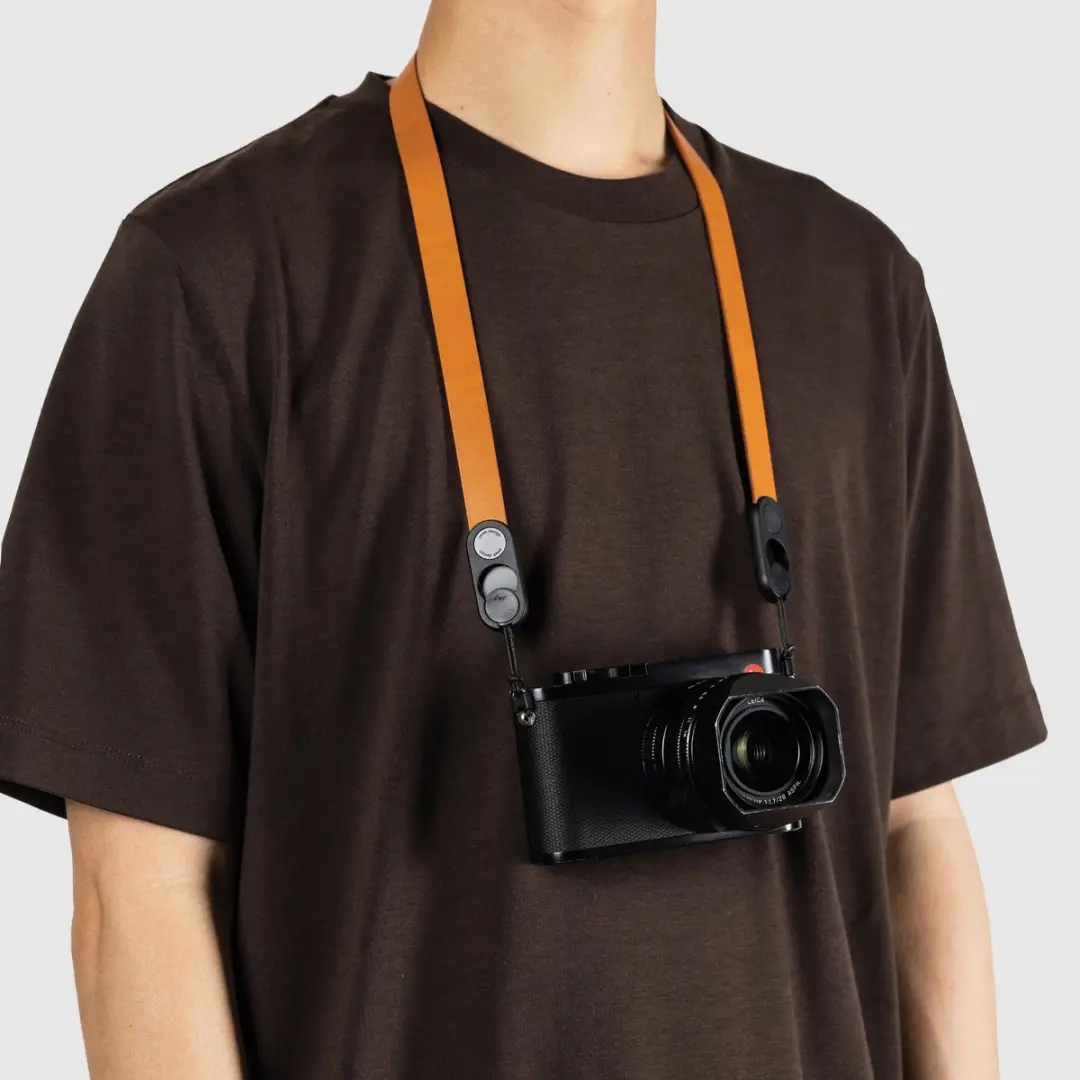 Peak Design Form Leather Camerariem Nek 78.5cm - Oranje