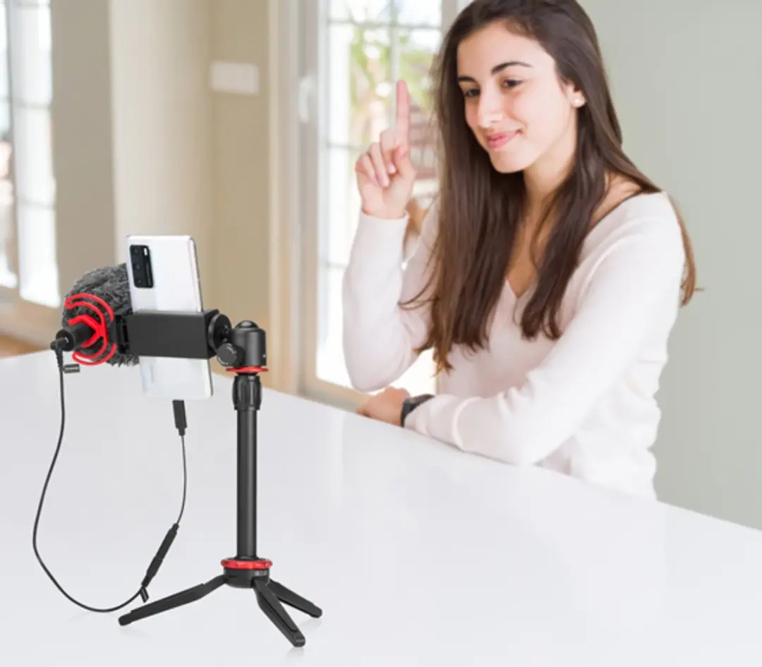 Boya BY-VG330 Smartphone/Actiecamera Tripod - 3 Pooten - Zwart Rood