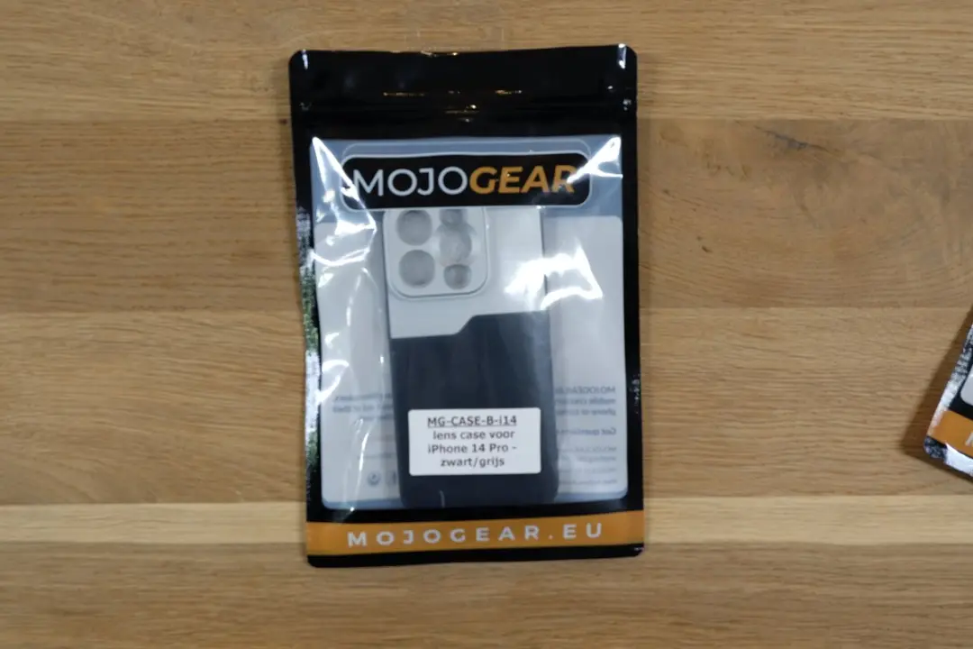 MOJOGEAR MG-CASE-B-i14 Lenscase 17mm - iPhone 14 - Zwart/Grijs - afbeelding 6 van 6