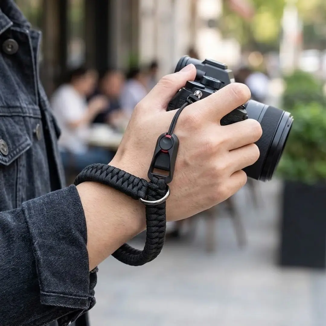 NUVEX Verstelbare Camera Polsband - Zwart