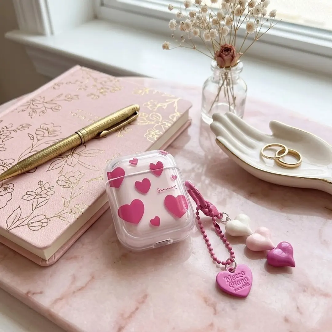 NUVEX Hoesje AirPods 4 Transparant Roze - Met Hartjes Design & Hanger
