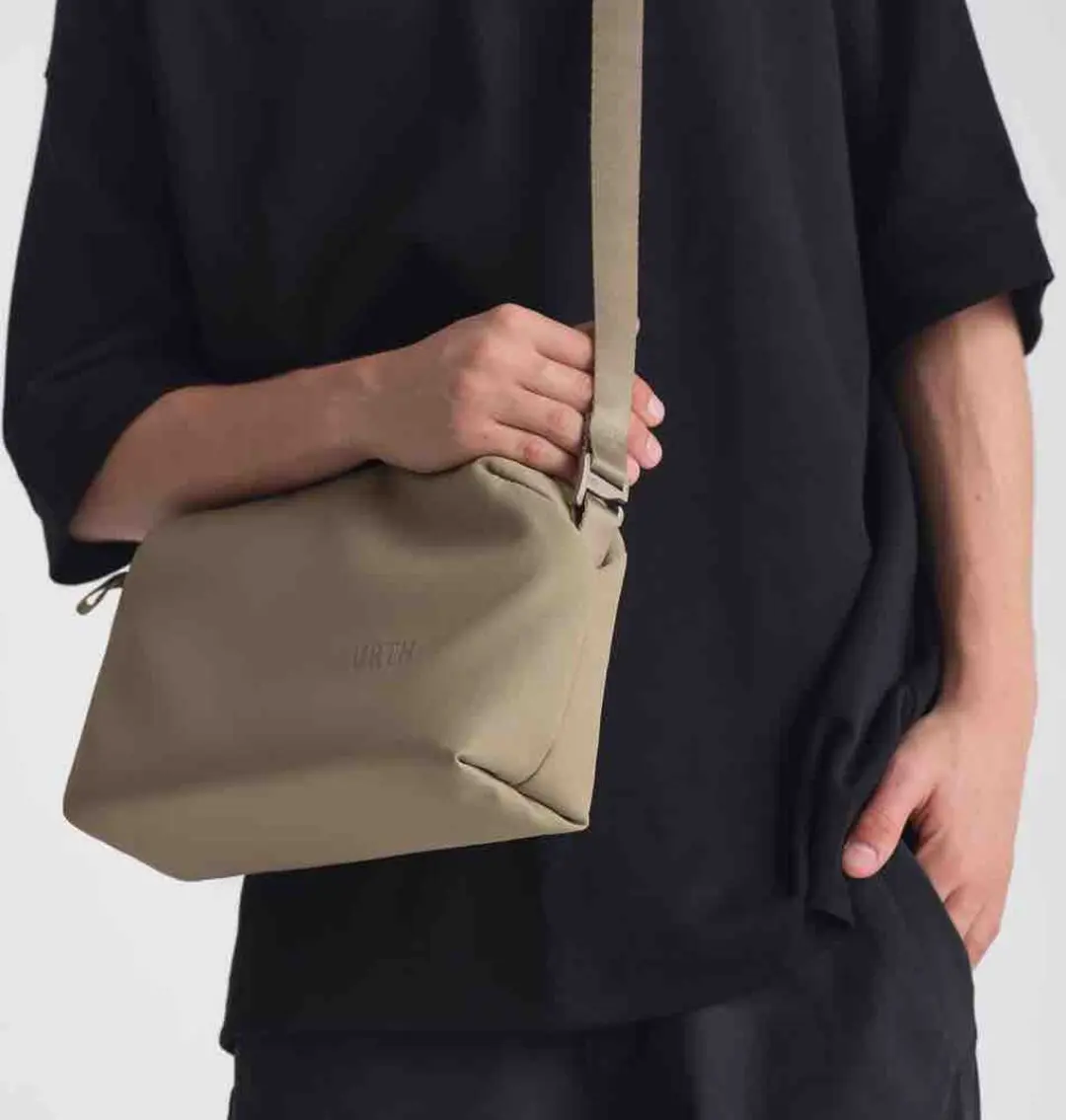 Urth Dolomite Camera Sling D251291 - Beige