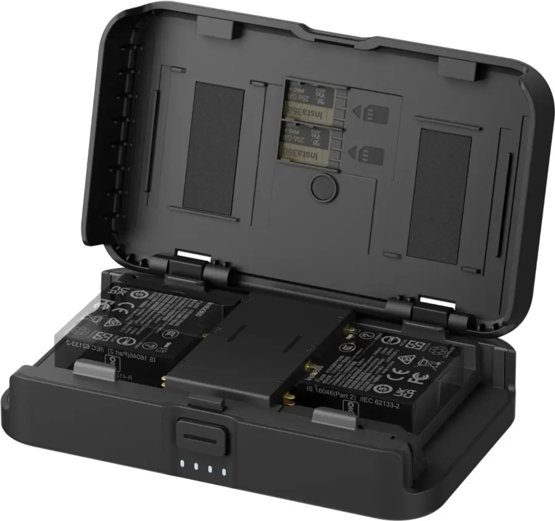 Insta360 Portable Charging Case CINSCAVE