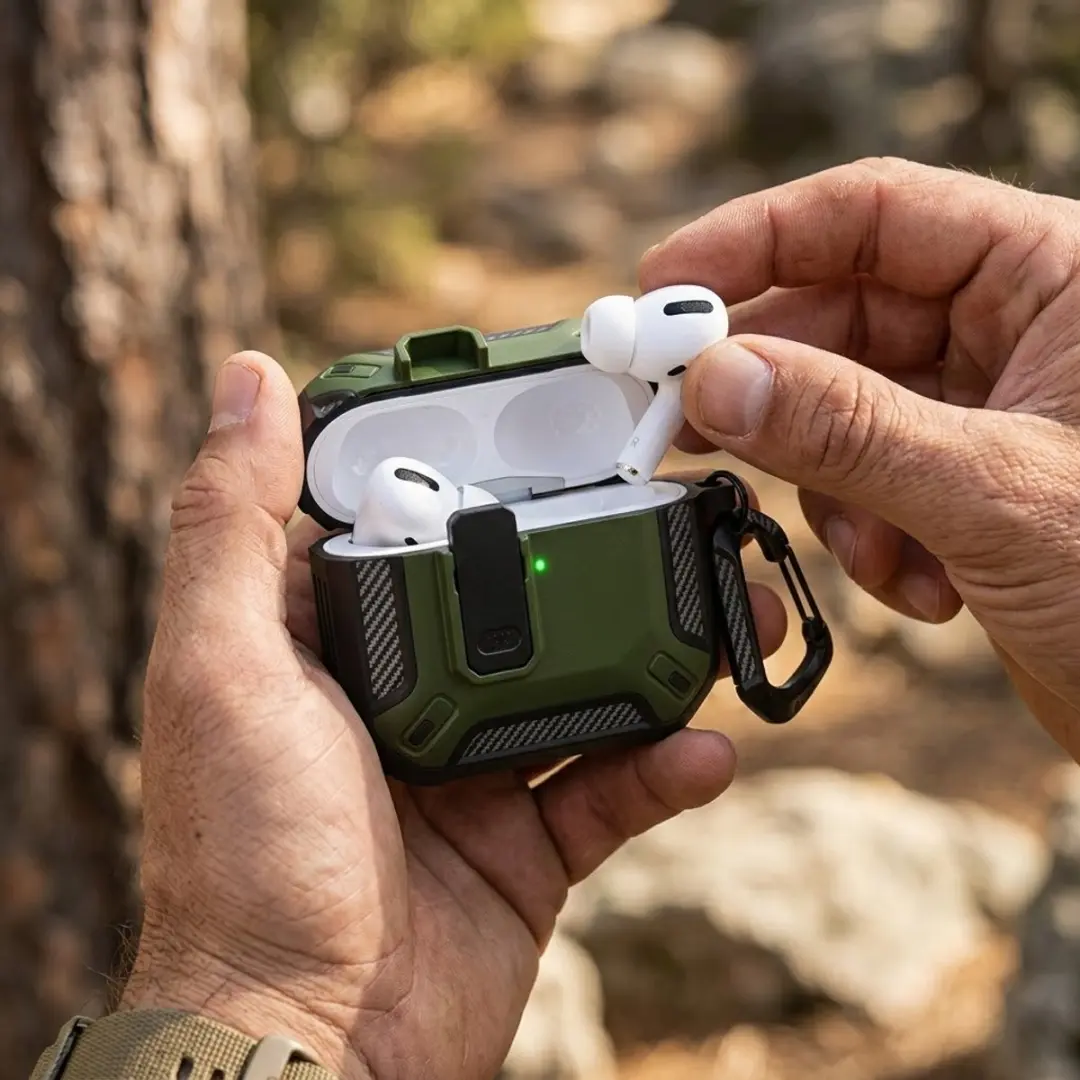 NUVEX Groen Hoesje AirPods Pro 2 met Cleaning Kit