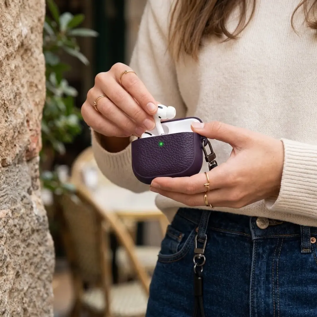 NUVEX Paars Hoesje AirPods Pro 2 - met Reinigingsset