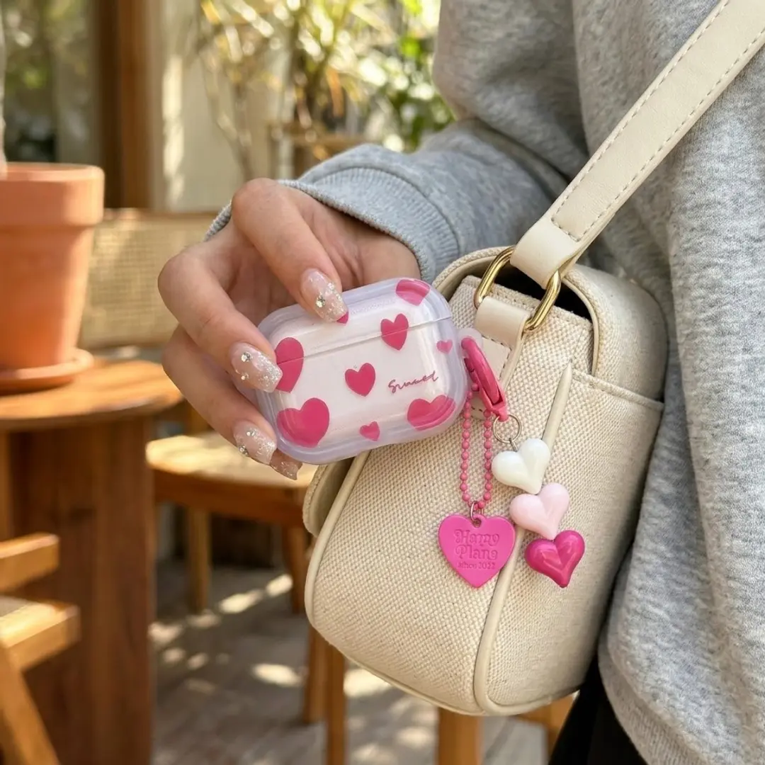 NUVEX Hoesje AirPods 4 Transparant Roze - Met Hartjes & Hanger