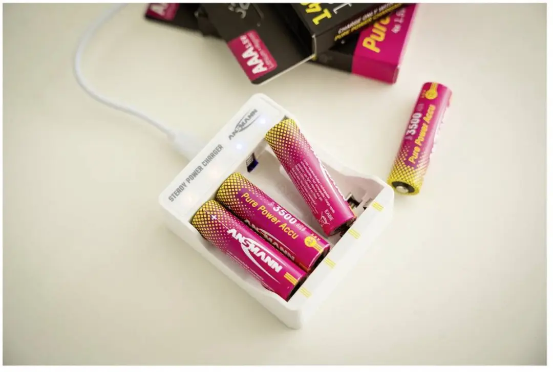Ansmann Pure Power Set AAA Li-ion 1250mAh - 4x Accu + Lademodul