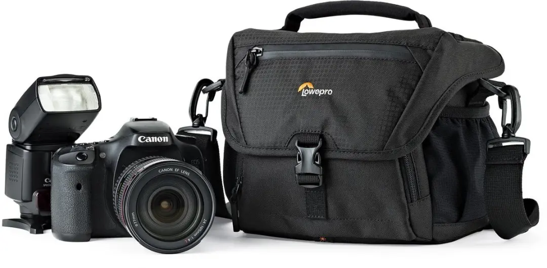Lowepro Nova 160 AW II Schoudertas - 2 Lenzen - Zwart