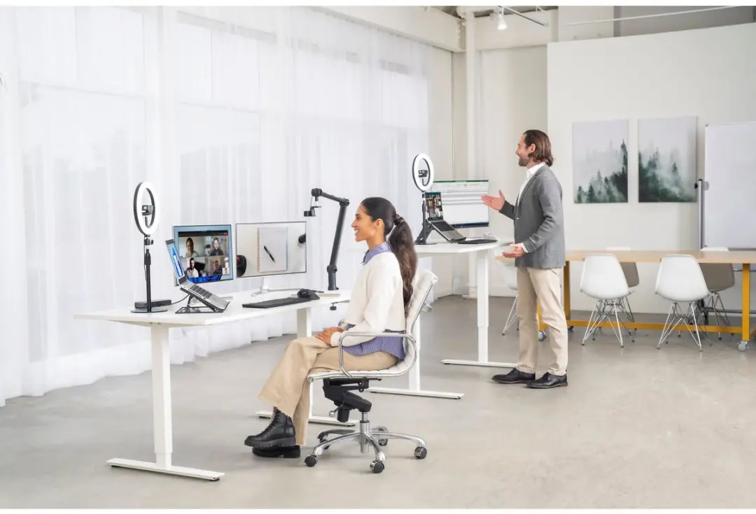 Kensington A1010 Telescopische Bureausteun - Zwart