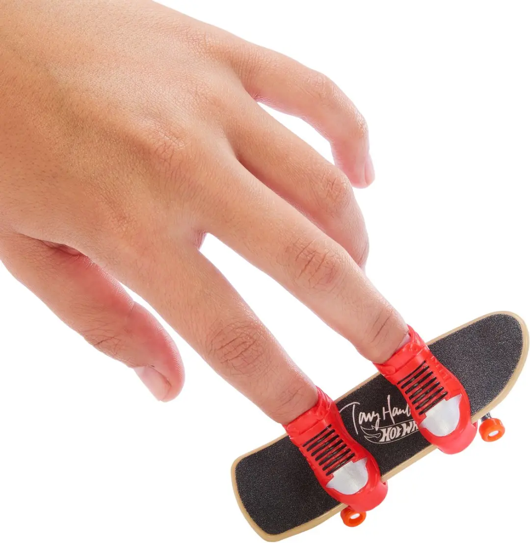 Hot Wheels SKATE Cyber Claw HVJ94 - Meerkleurig
